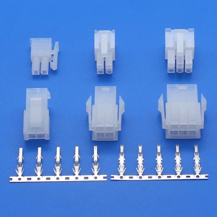 4,2 mm Aralık 5557 ve 5559 Kablo demeti Konnektörü Molex JST Konnektörü