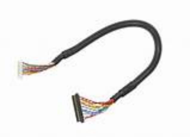 UL VW-1 Yanıcılık Derecesi PVC Ceket Malzemesi ve yalıtım direnci ≥1000MΩ ile LVDS Kablo